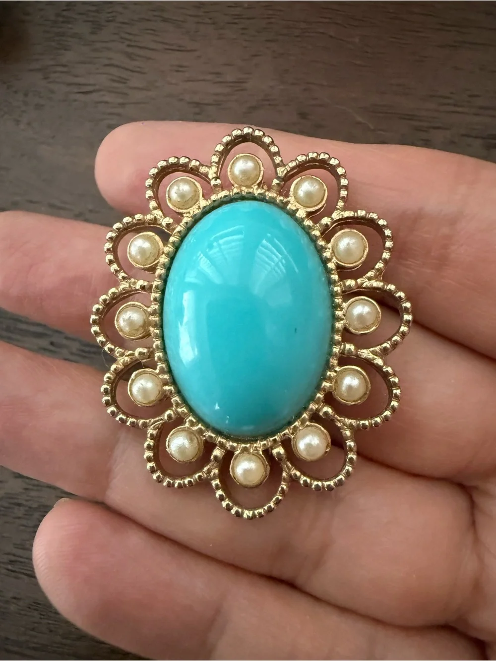 Sarah Coventry Faux Turquoise and Pearl Gold Tone Brooch Signed